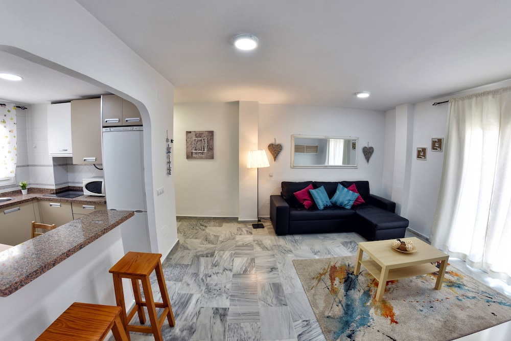 Apartamento en la Ciudad, 2 Habitaciones (1b)