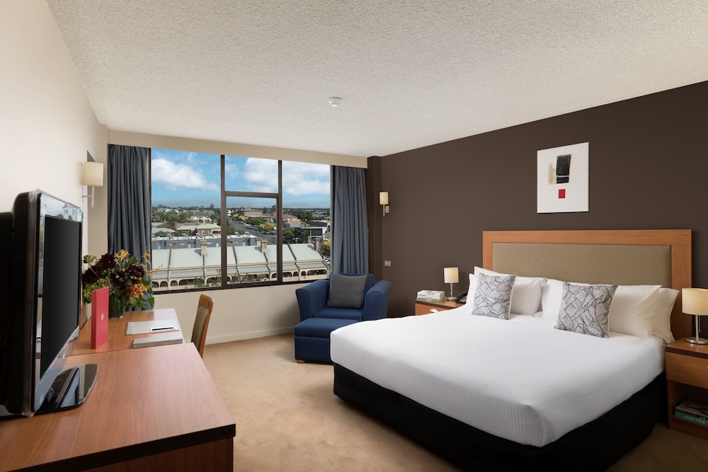 Superior Room, 1 Queen Bed - Photo 1