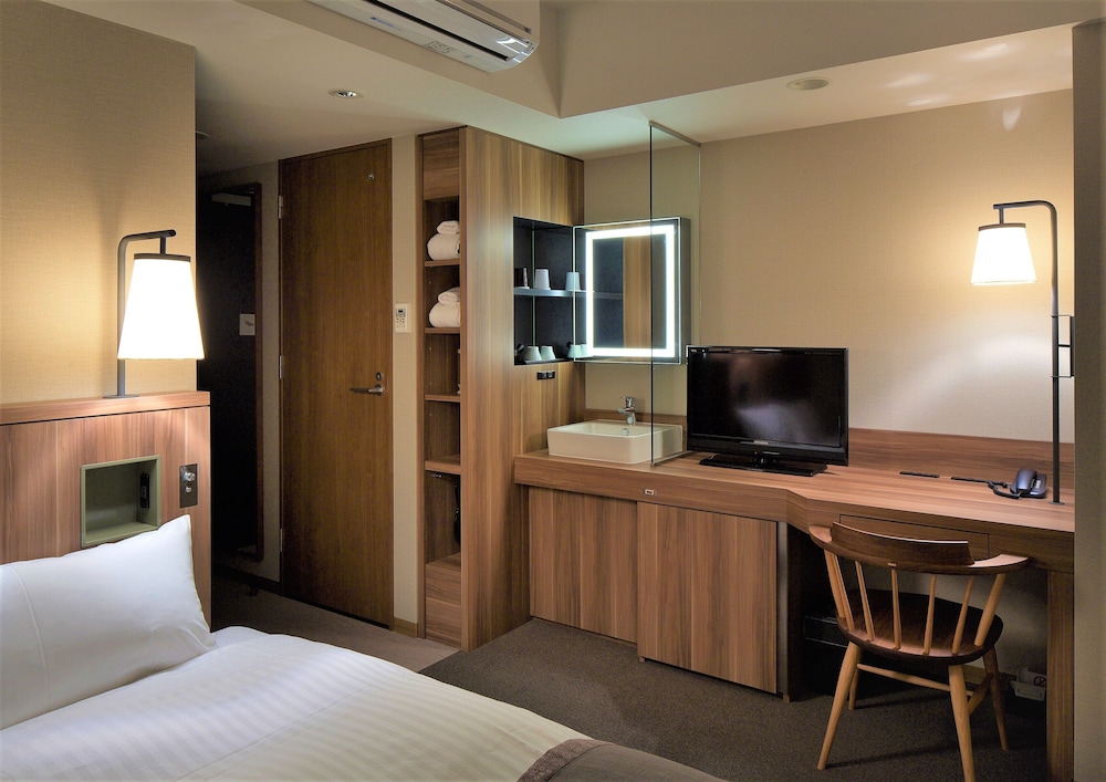Non Smoking Economy Double Room photo 3