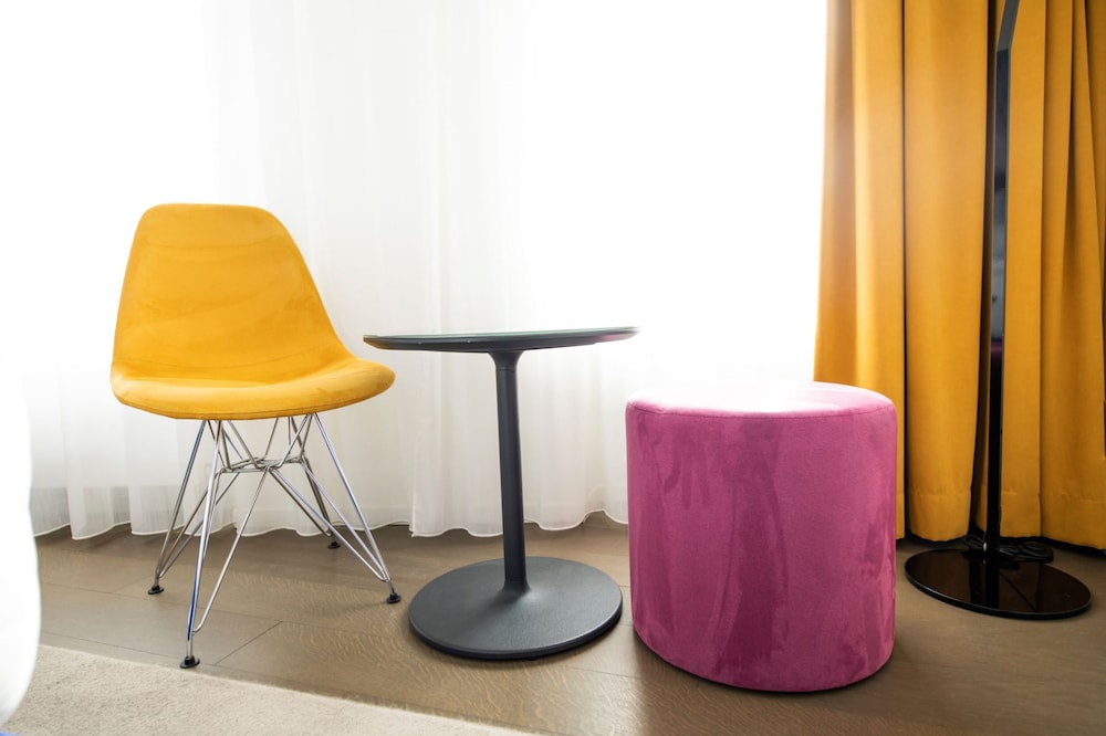 Double Room, City View (Small) - Photo 7