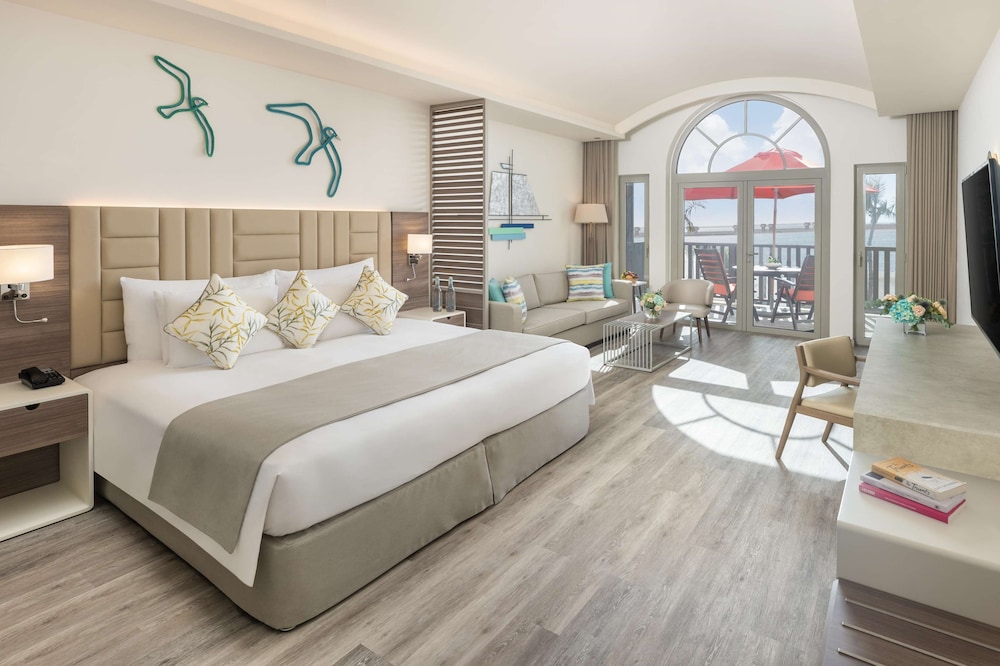 Sea View Junior Suite with Dedicated Pool, Private Beach Access & Mall Shuttle
