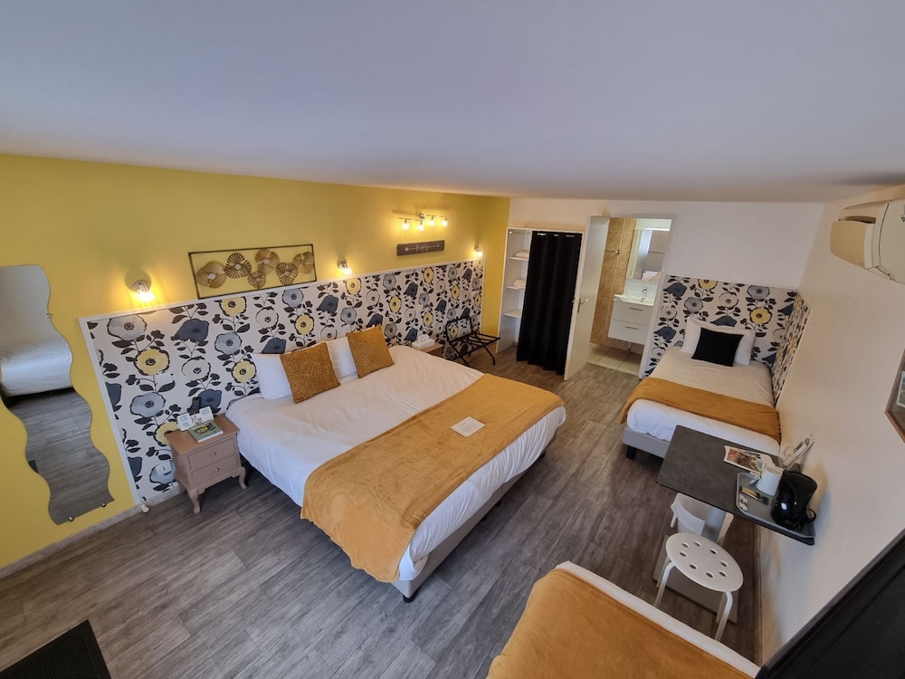 Triple Room - Photo 3