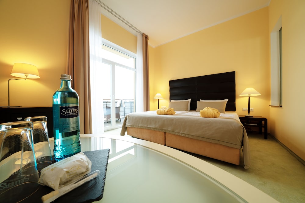 Comfort Double Room, City View