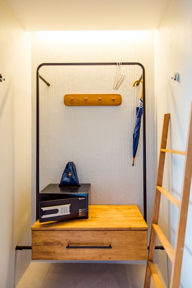 One-Bedroom Suite - Photo 14