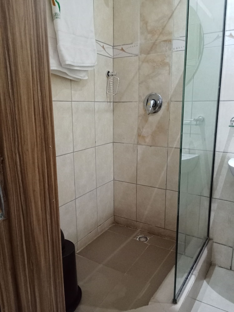 Basic Room - Photo 7