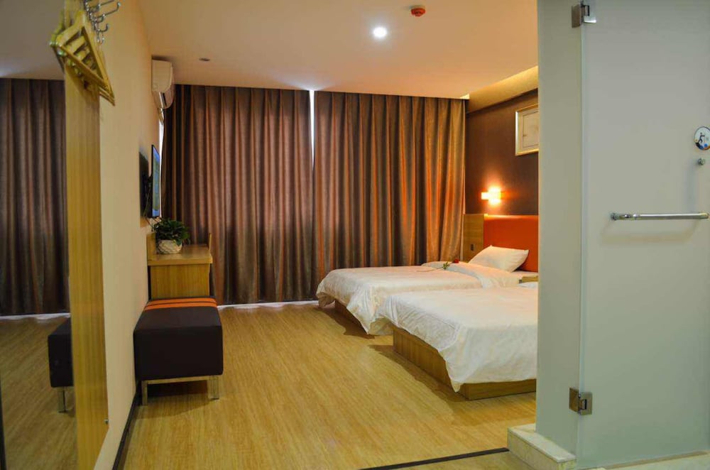 Superior Twin Room photo 2