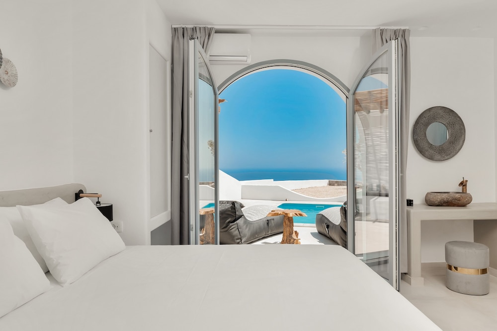 Villa two bedroom with private pool, interior hot tub & Sea View - Photo 12