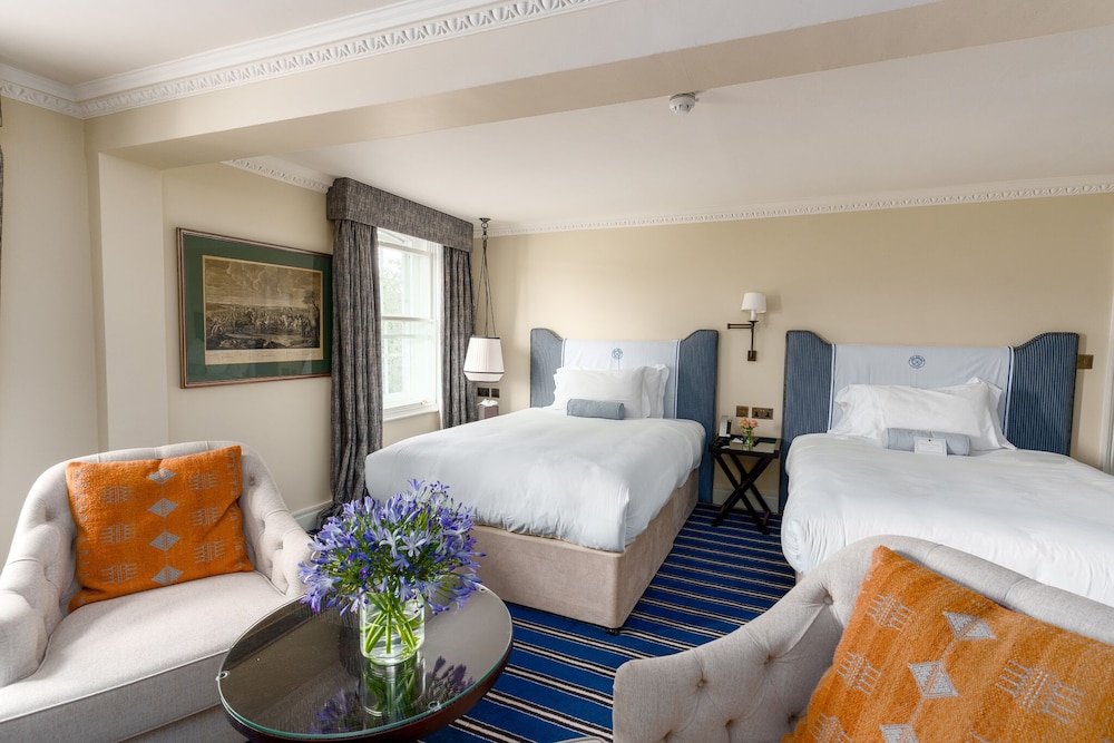 Deluxe Room, 2 Double Beds, River View
