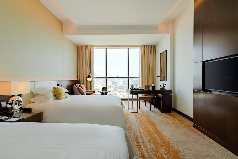 City View Room - Twin Bed - Photo 1