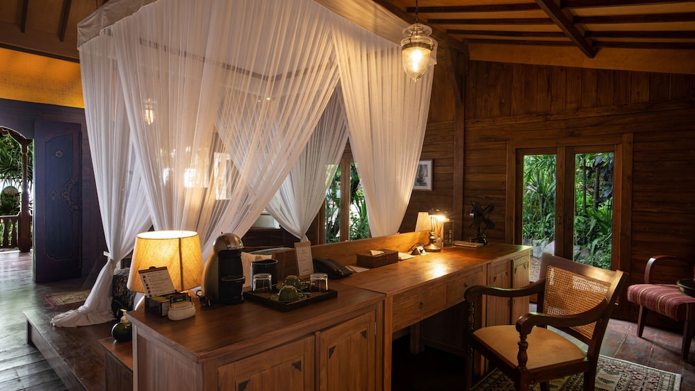 2 Bedroom Limasan Beach Front Residence
