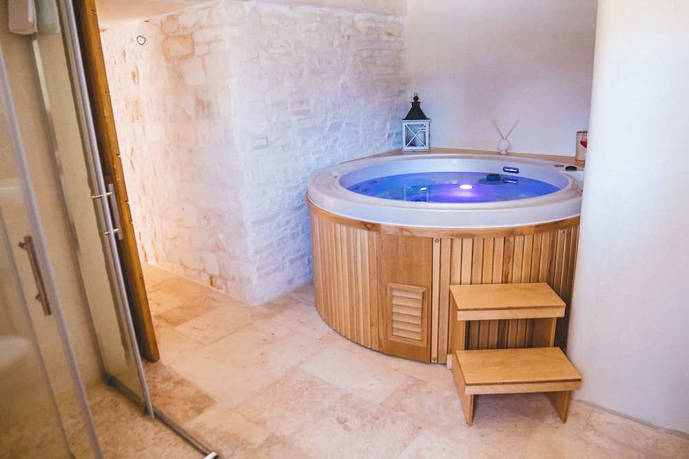 Quadruple Room, Jetted Tub (Trullo) photo 2