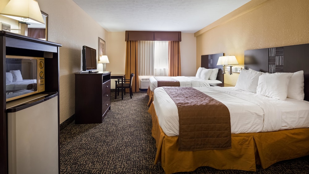 Standard Room, 2 Queen Beds, Non Smoking, Bathtub - Photo 3