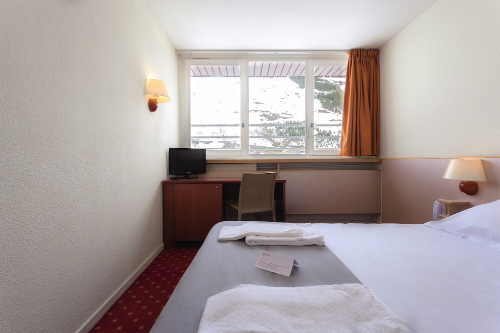 Standard Apartment, 2 Bedrooms, Mountain View (Standard) photo 3