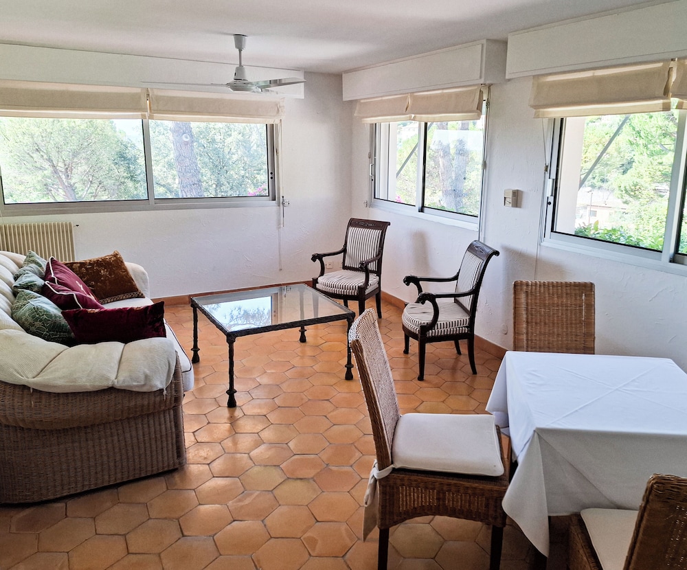 Deluxe Suite, Terrace photo 3