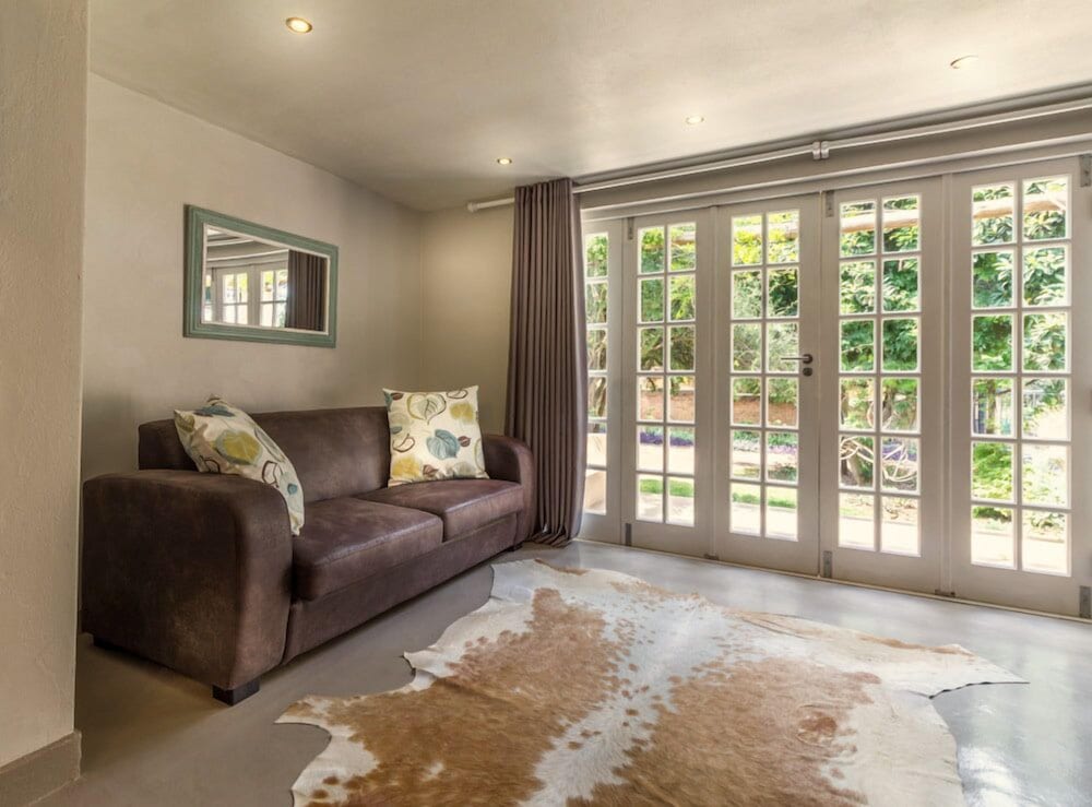 Family Room, 1 Bedroom photo 3