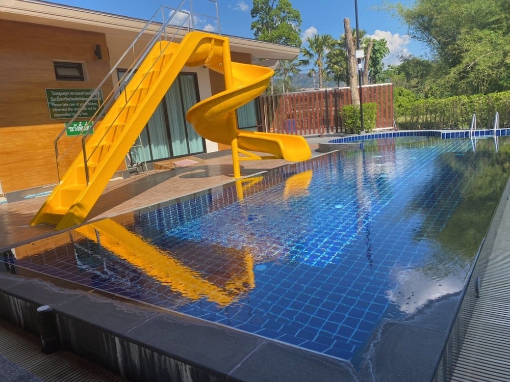 Villa, Courtyard View