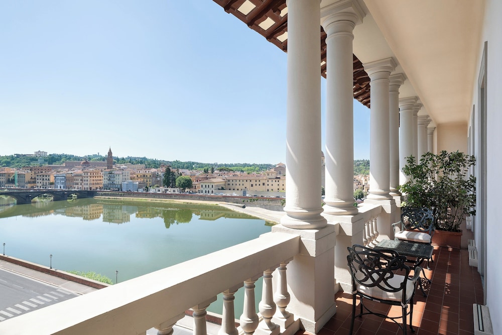 Presidential Suite, 1 King Bed, Terrace, River View