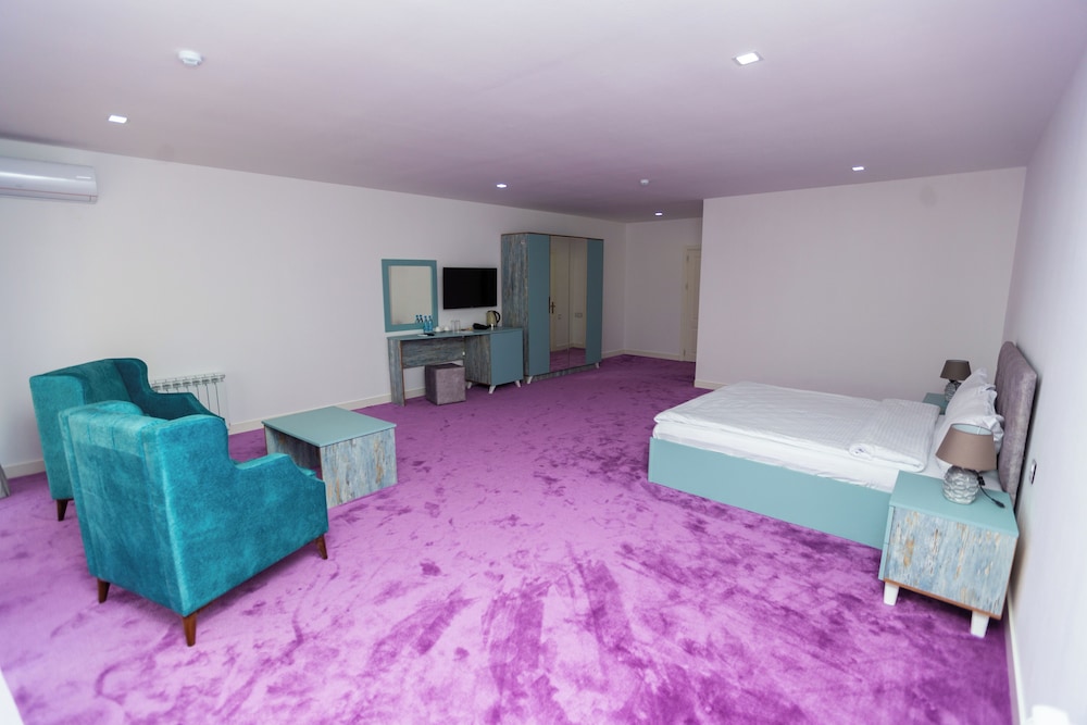 Deluxe Double Room, Partial Sea View