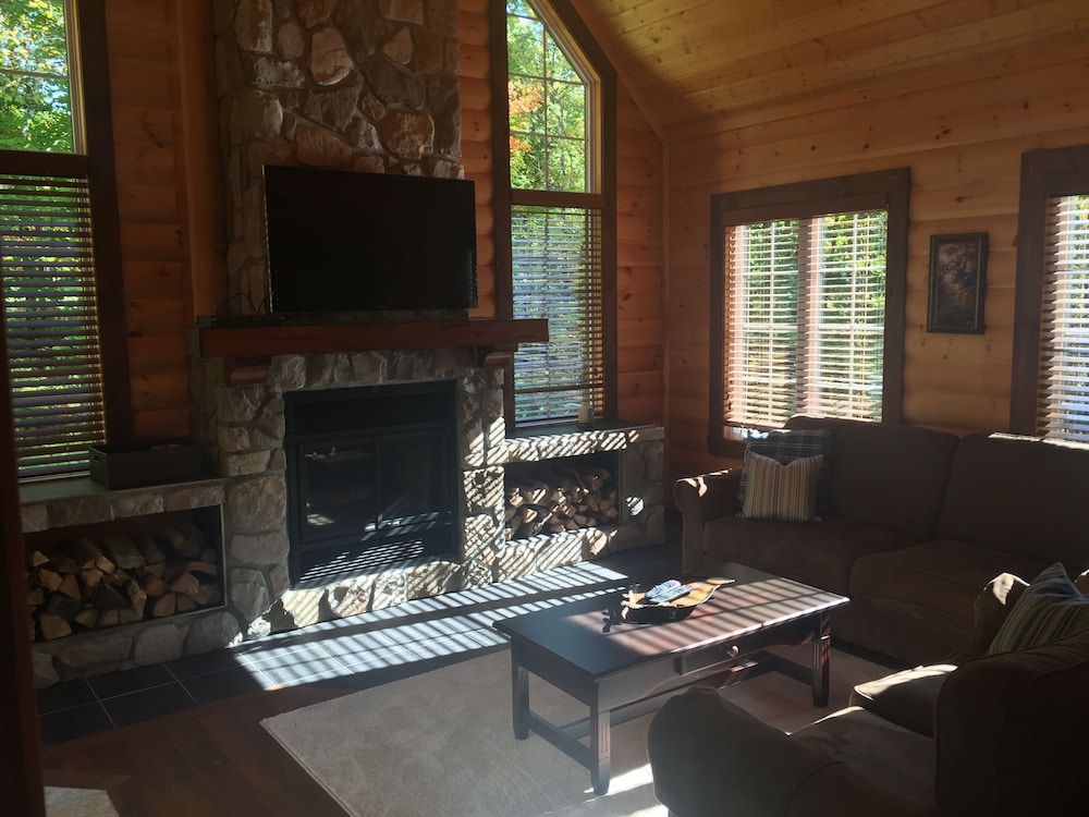 Chalet, 5 Bedrooms, Hot Tub (Aponi) photo 3