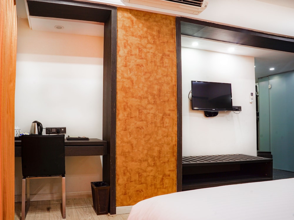 Executive Room, 1 Double Bed, Private Bathroom, City View photo 3