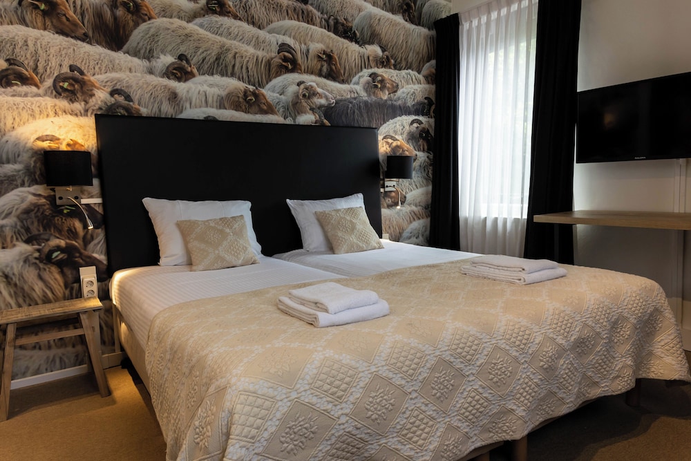 Quadruple Room photo 2