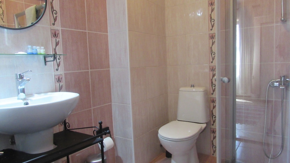 Standard Double Room photo 2