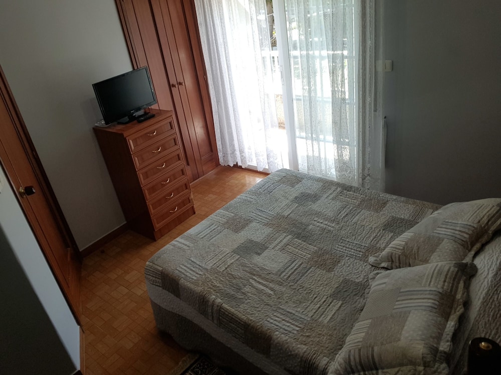 Deluxe Double Room, Balcony - Photo 3