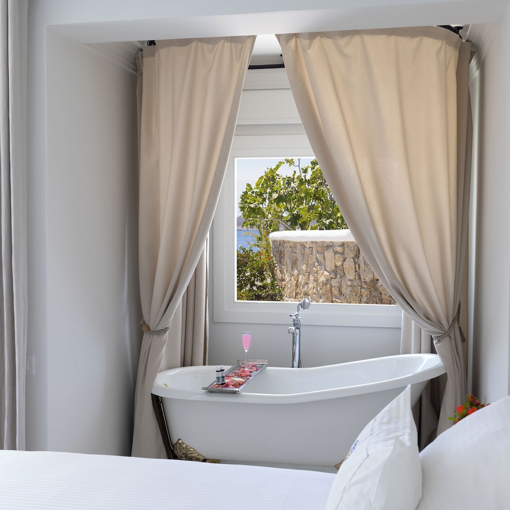 Delos Two Bedroom Villa with Private Pool & Sea View - Photo 22