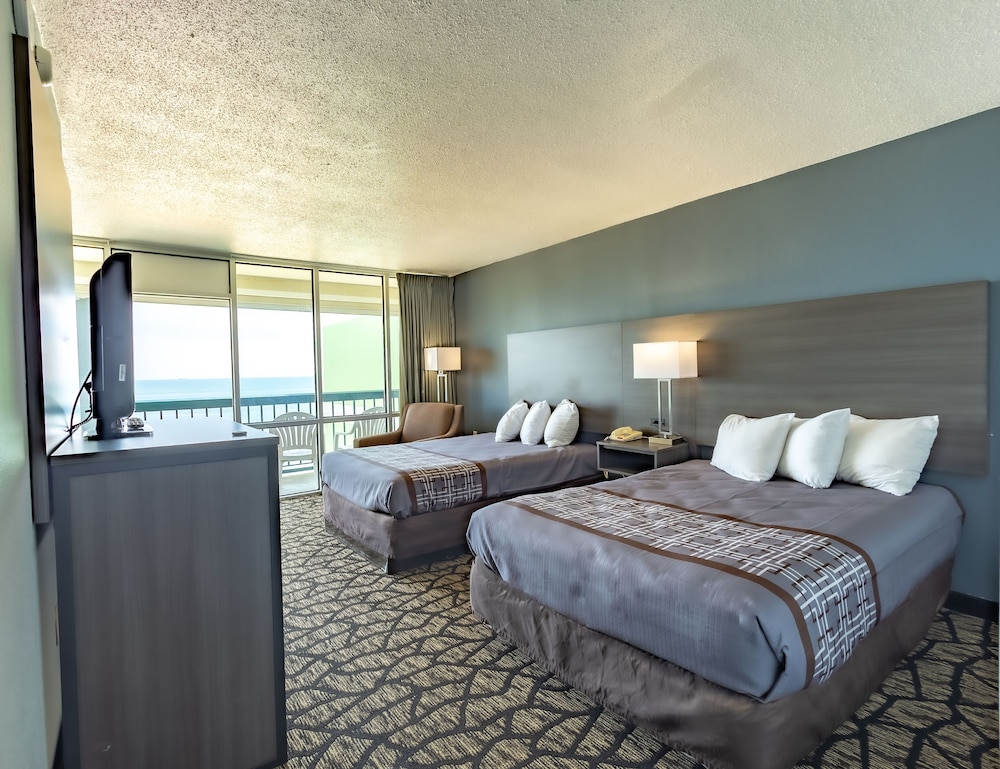 Standard Double Room, 2 Double Beds, Balcony, Ocean View - Photo 1