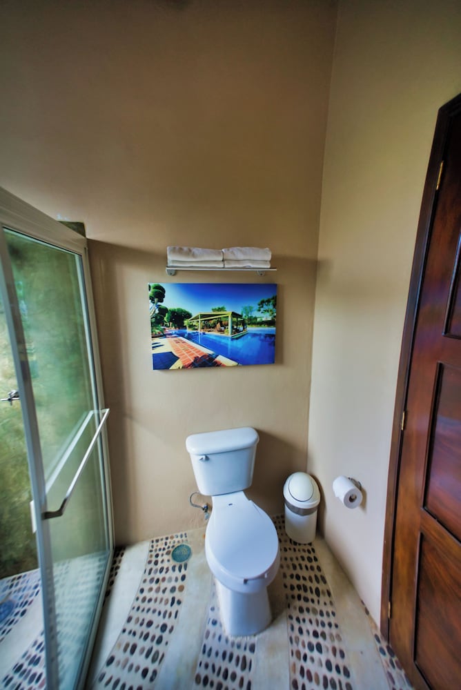 Signature House photo 3