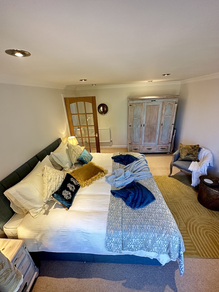 Double or Twin Room, Ground Floor photo 3