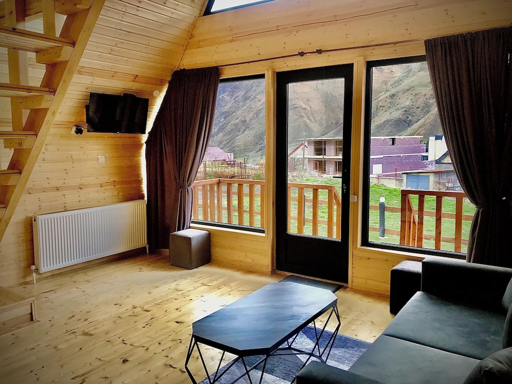 Comfort Cottage, 1 King Bed, Garden View photo 3