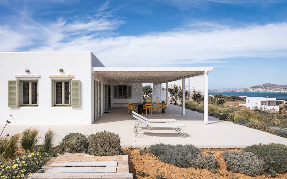 Panoramic Villa photo 2