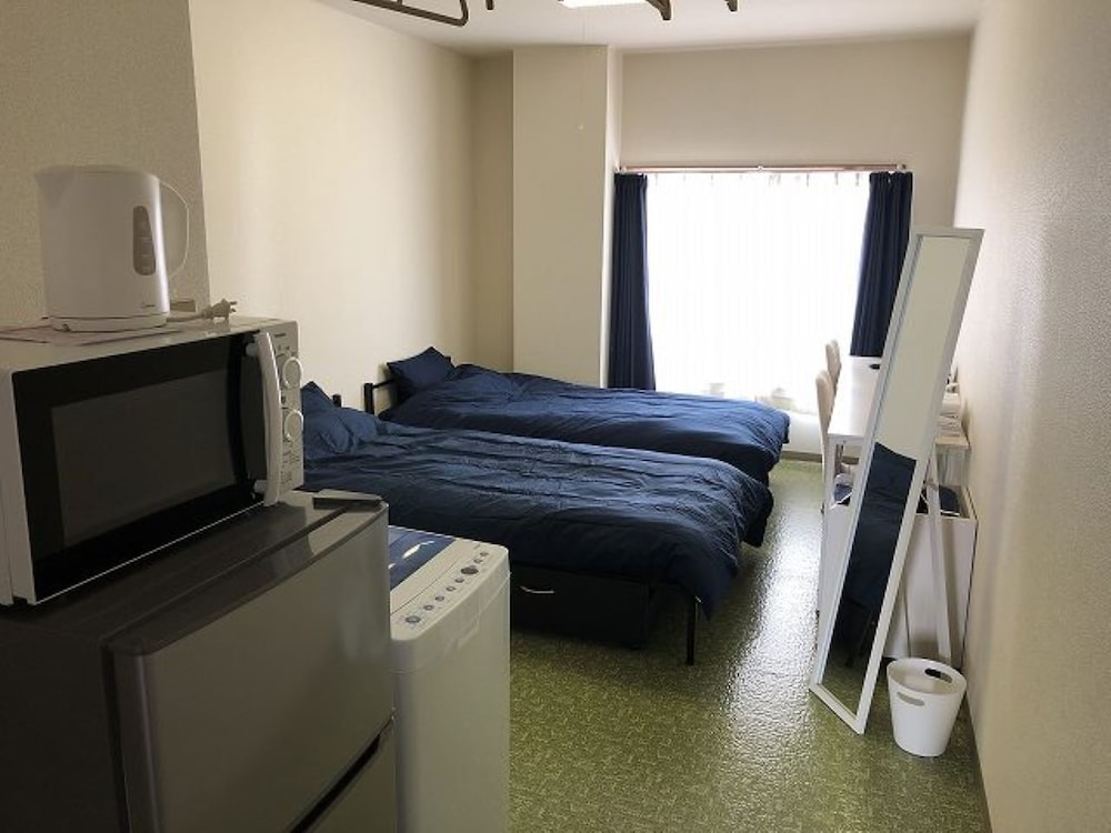 302房,禁烟