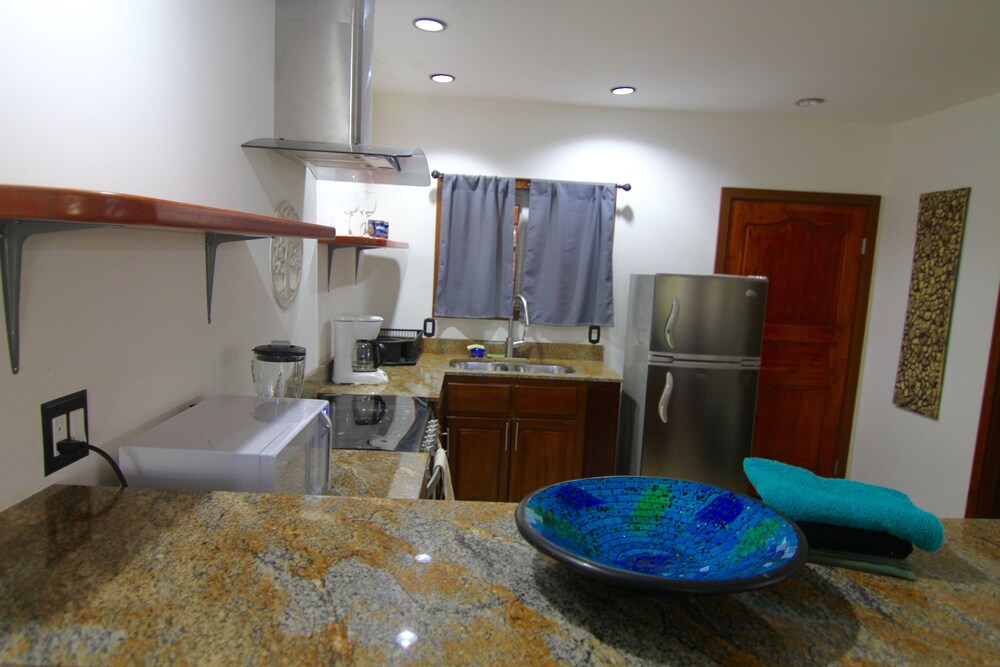Comfort Studio, Kitchen, Garden View photo 1