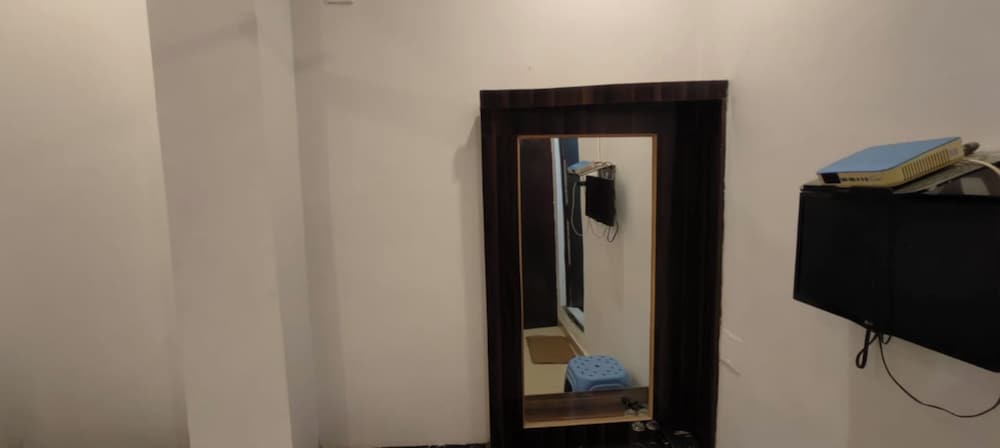 Basic Room photo 2