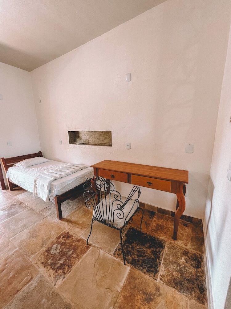 Deluxe Triple Room photo 3