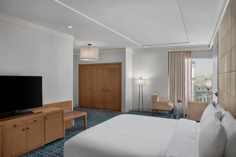 Suite, 2 Twin Beds, Non Smoking (Amiri, Haram View)