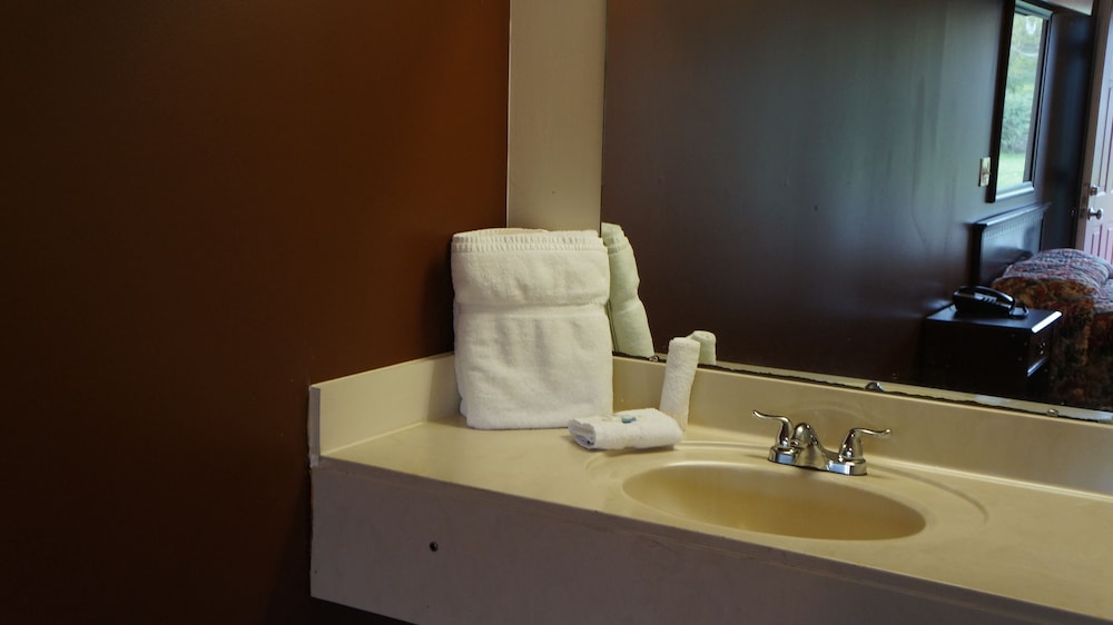 Single Room, 1 King Bed - Photo 16