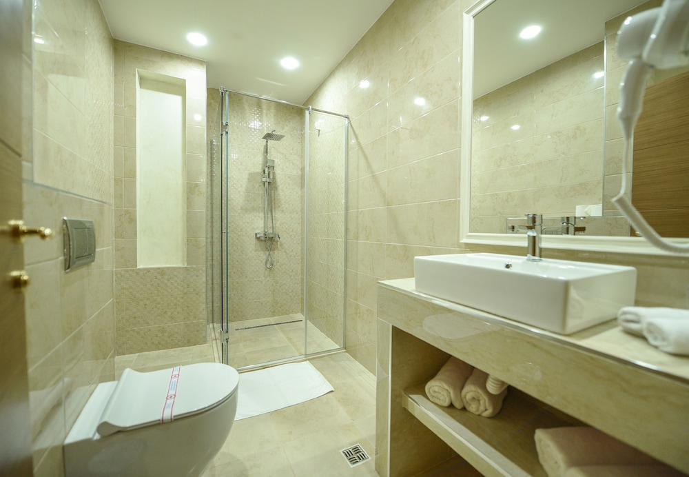 Standard Double Room - Photo 10