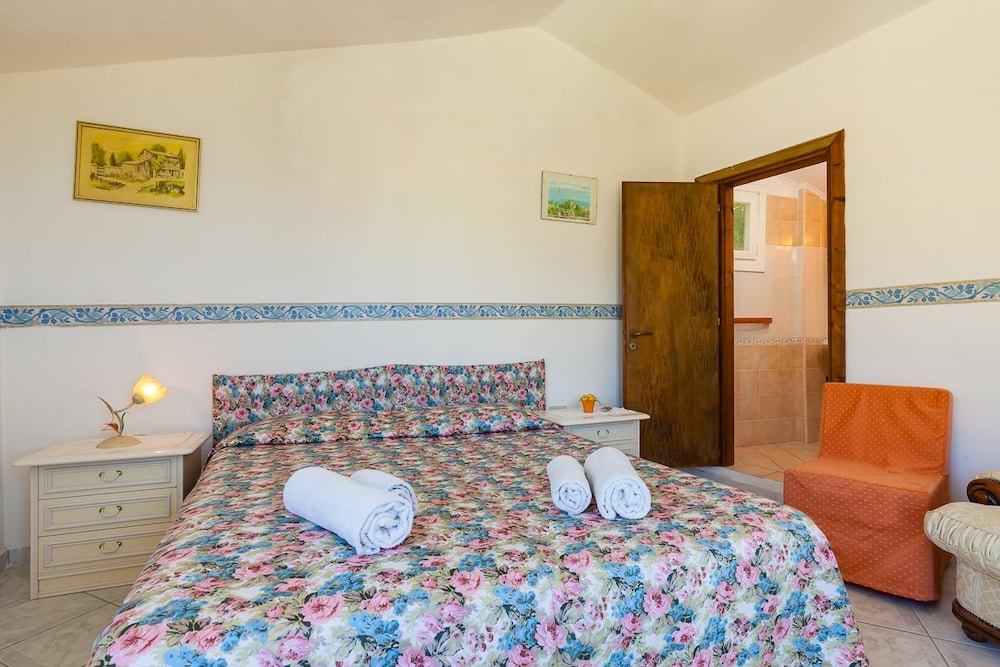 Classic Double Room, Private Bathroom