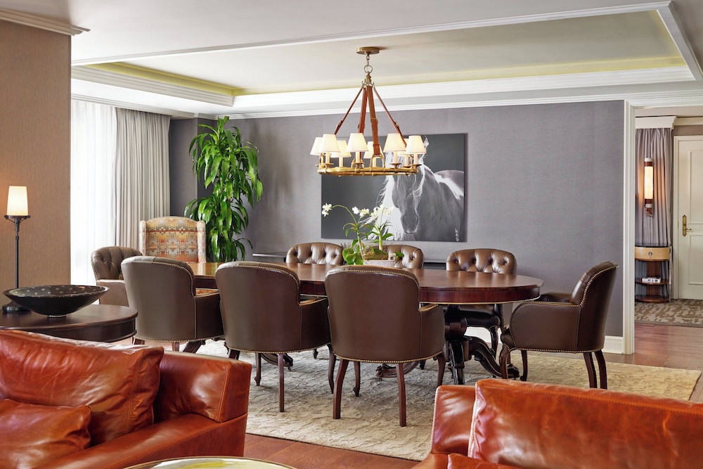 Presidential Suite, 1 King Bed (Silver Queen)