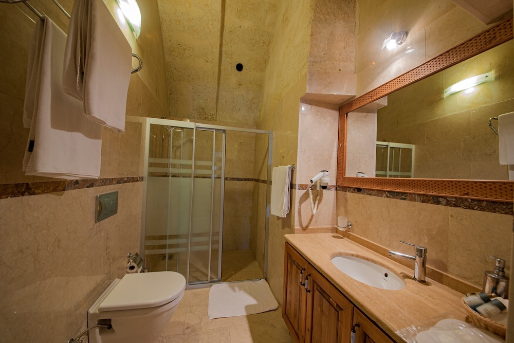 Superior Triple Room photo 2