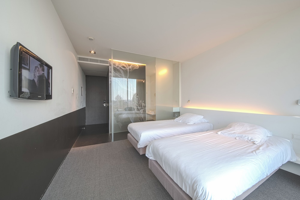 Standard Double Room - Photo 1