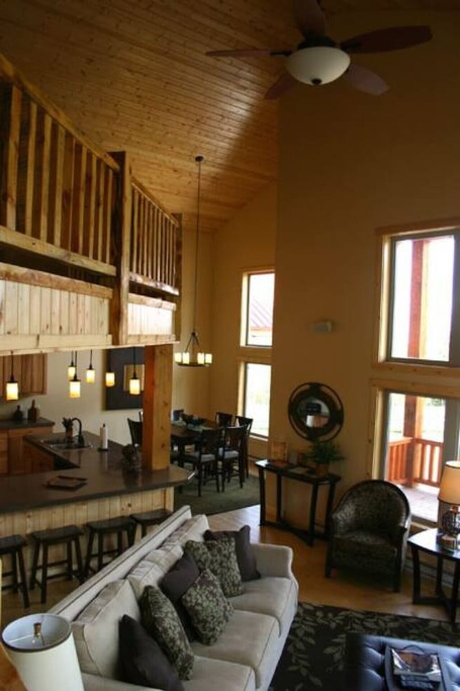 Villa photo 1