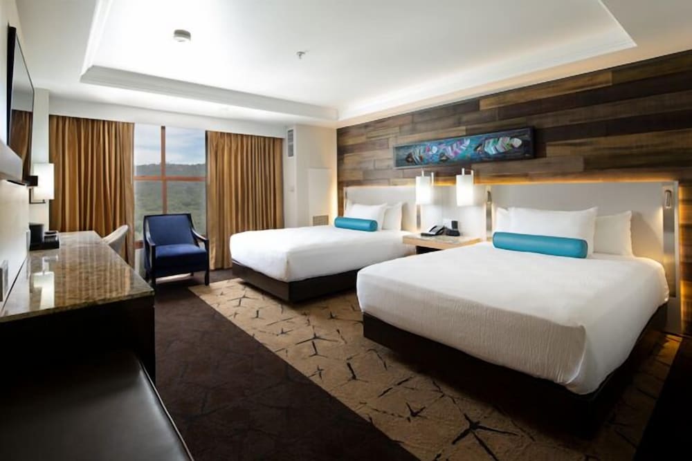 Deluxe Room, 2 Queen Beds