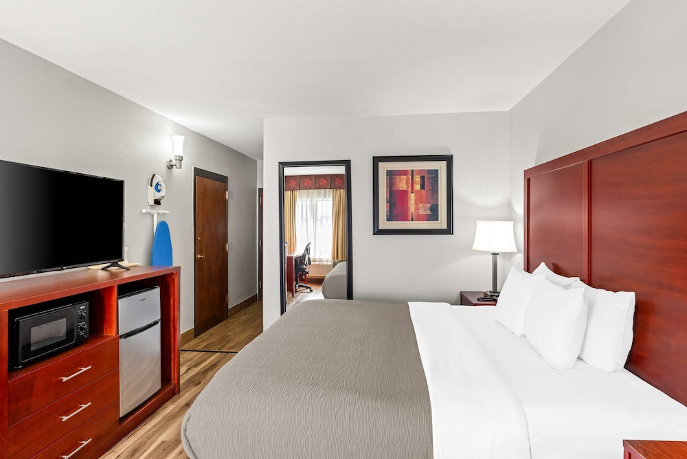 Room, 1 King Bed, Accessible, Non Smoking - Photo 1