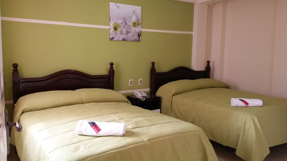 Standard Triple Room, 1 Bedroom, Non Smoking photo 1
