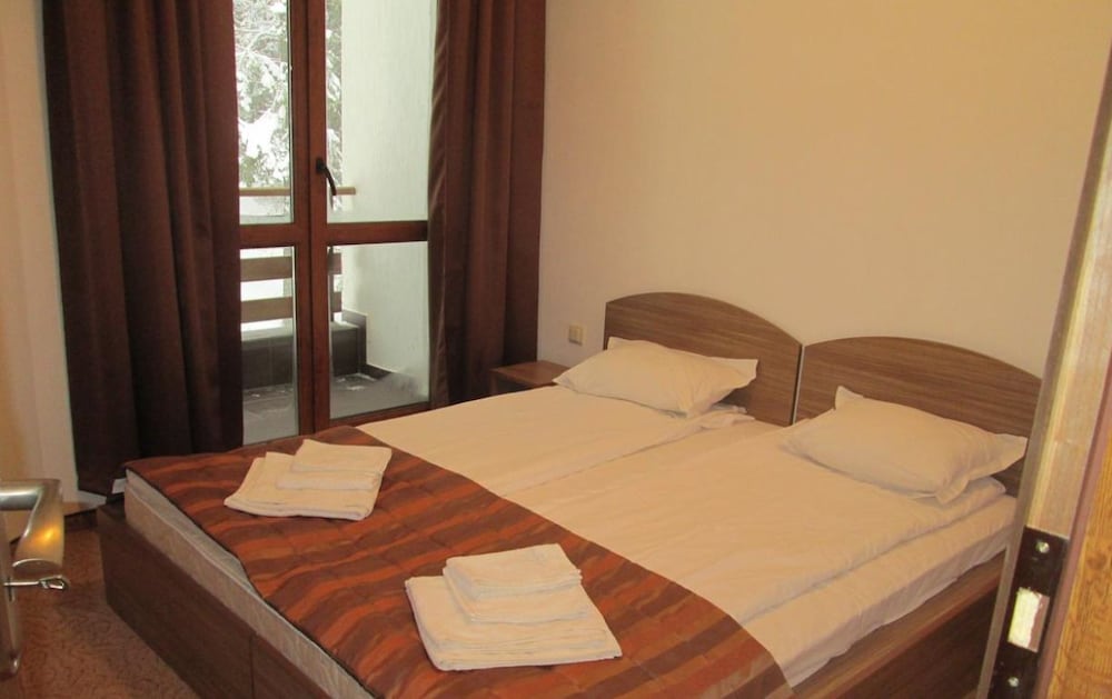 Standard Apartment, Park View