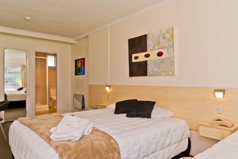 Executive Suite, Kitchen photo 1